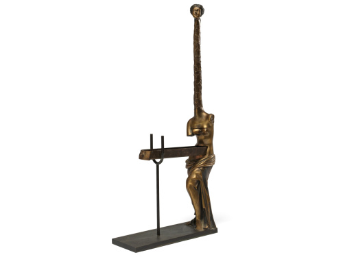 Venus à la Girafe (brons) | Utgiven: 1973 Höjd: 56,6 cm Material: Brons Upplaga: 1500 numrerade och signerade exemplar. Gjutarstämplad "Venturi Arte".